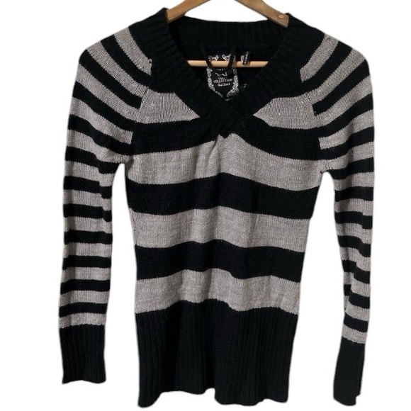 Yoki Other - Yoki Girls Collection Striped Sweater Black Grey Vneck Size Large
